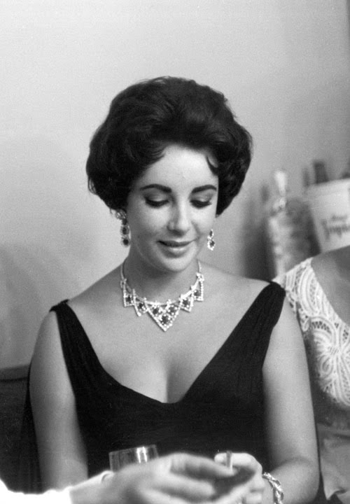 [OTOFEST_C1034_CARTIER_ART_23_LIZ_TAYLOR_100a.jpg]