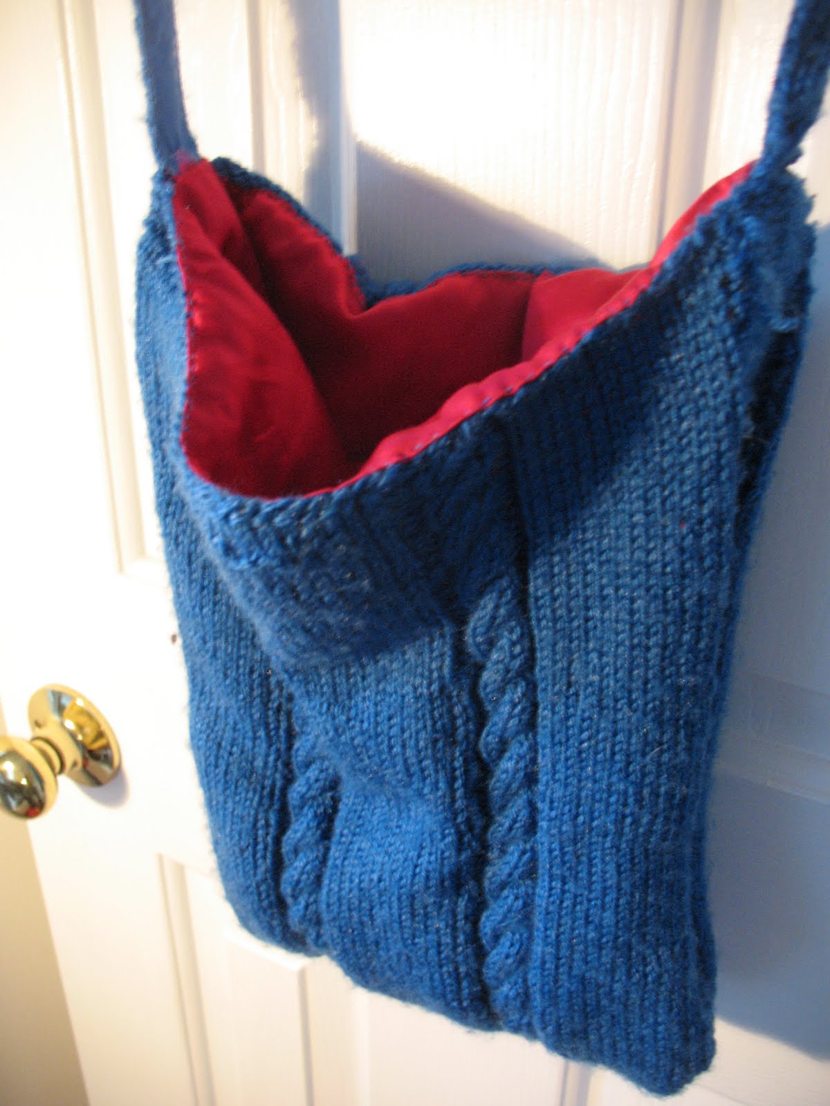 motenema-cable-knit-bag