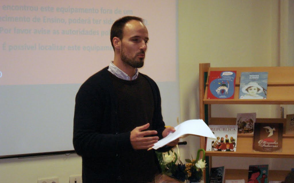 BECRE - ES Cacilhas-Tejo: \u00abO Prazer de Ler em Fam\u00edlia\u00bb, com Rui Paiva