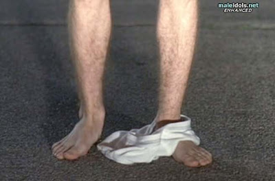 Male Beauty Exposed: Emile Hirsch