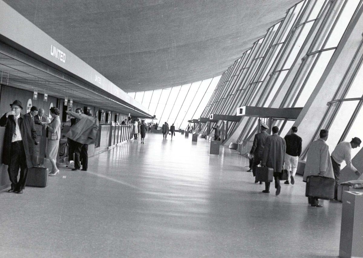 [1960_s_terminal_interior.jpg]