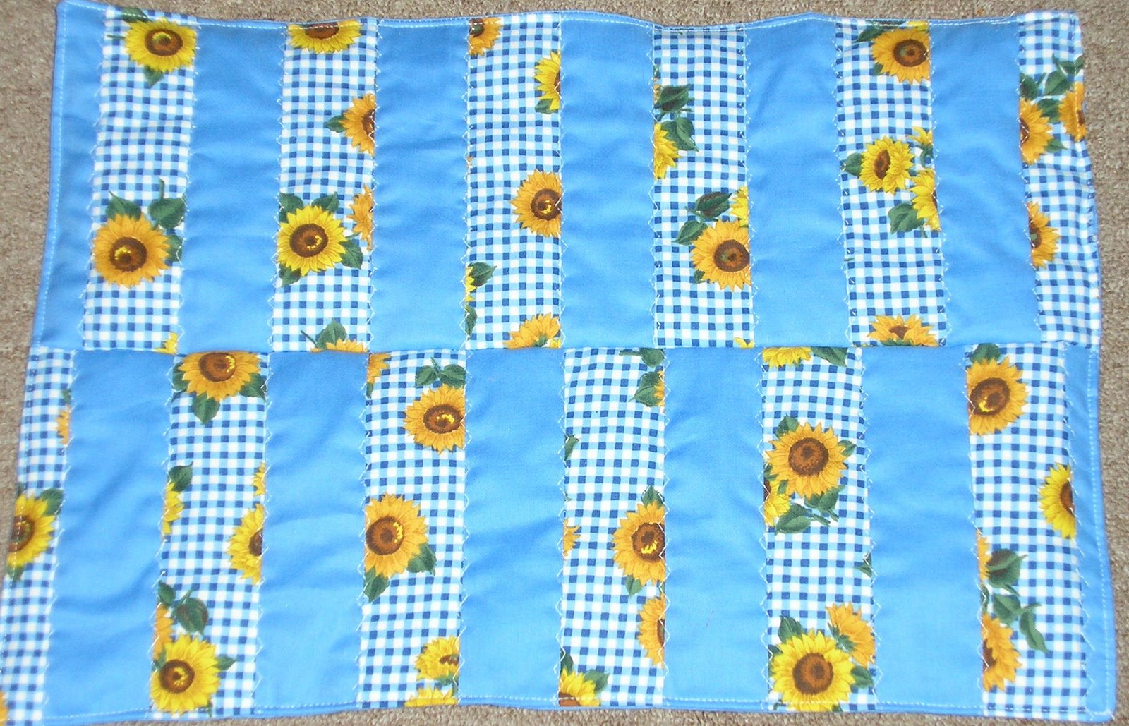 [Sunflower+Placemat+2.jpg]