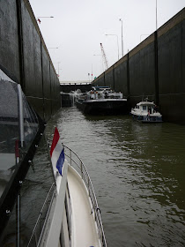 Sur la Meuse après VENLO (NL)