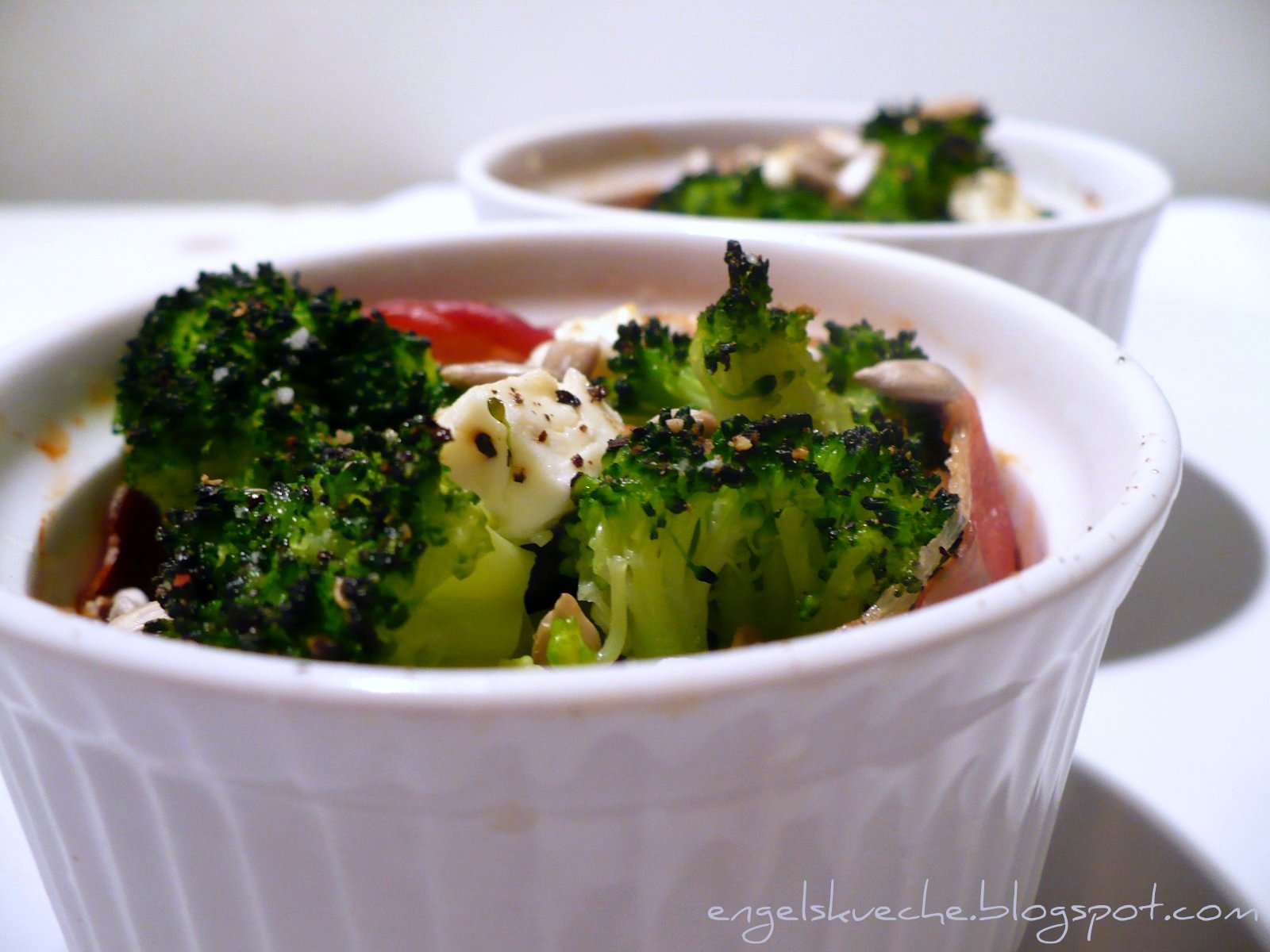 Essen aus Engelchens Küche: Broccoli-Feta-Gratin im Schinkenmantel