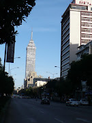 Avenida Juárez, al atardecer
