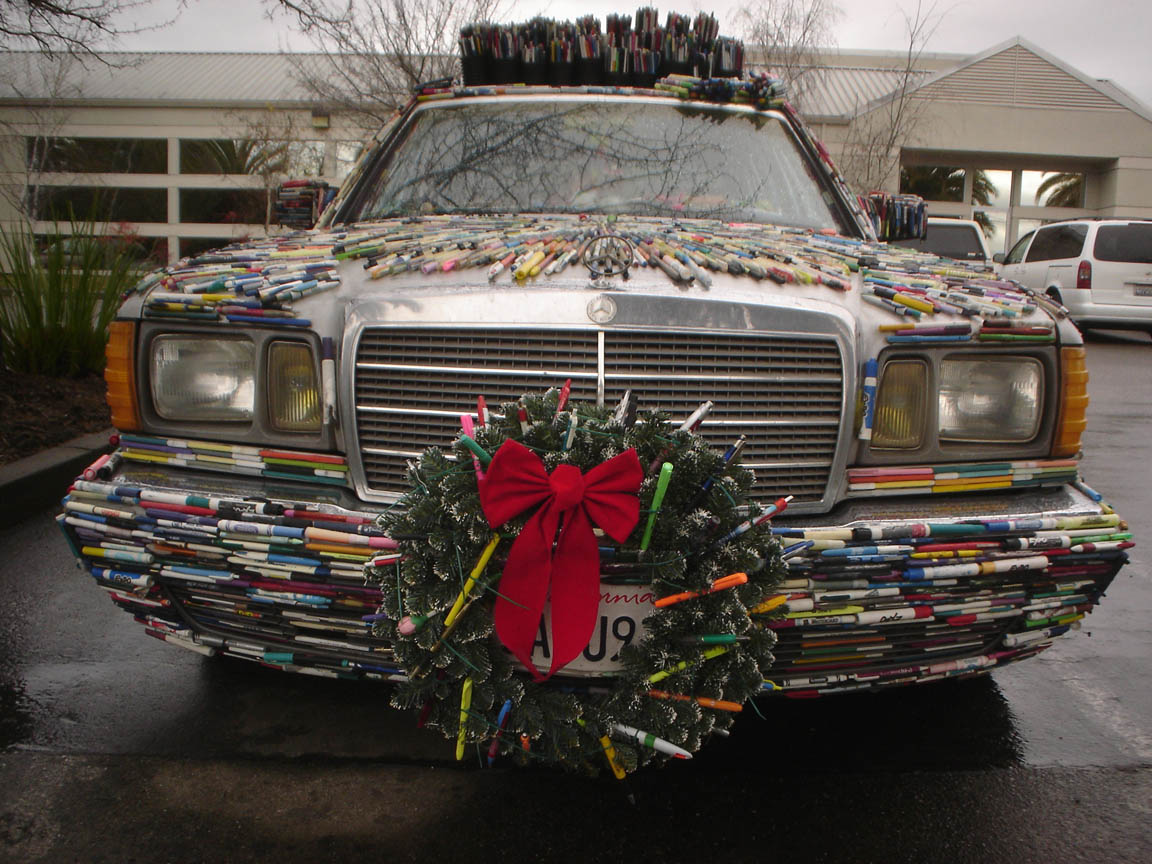 Pen Covered Christmas Wreath « Pen Guy Art | Costas Schuler | Art