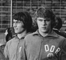 Irscher (trái) và Schnupphase (phải) trước trận đấu với Anh - Vòng loại TG 1974