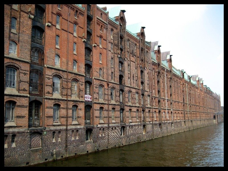 Dzielnica spichlerzy (Speicherstadt) w Hamburgu
