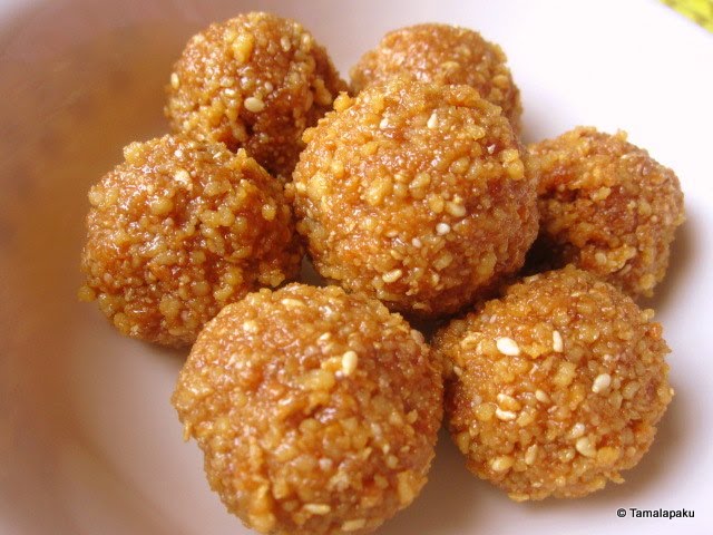 Khoya SEsame Laddu