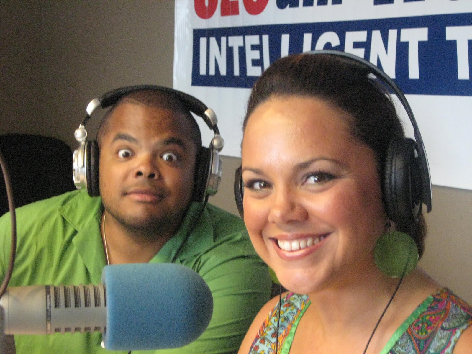 The Dishing with Donna Show: Food Network Stars Vs. Cooking Channel