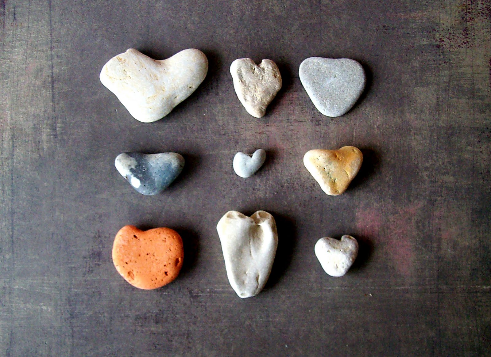 [hearts+of+stone.jpg]