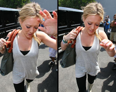 Hilary Duff shops in Hollywood as paparazzi hound her for photographs - Photo courtesy of Hollywood Dirt