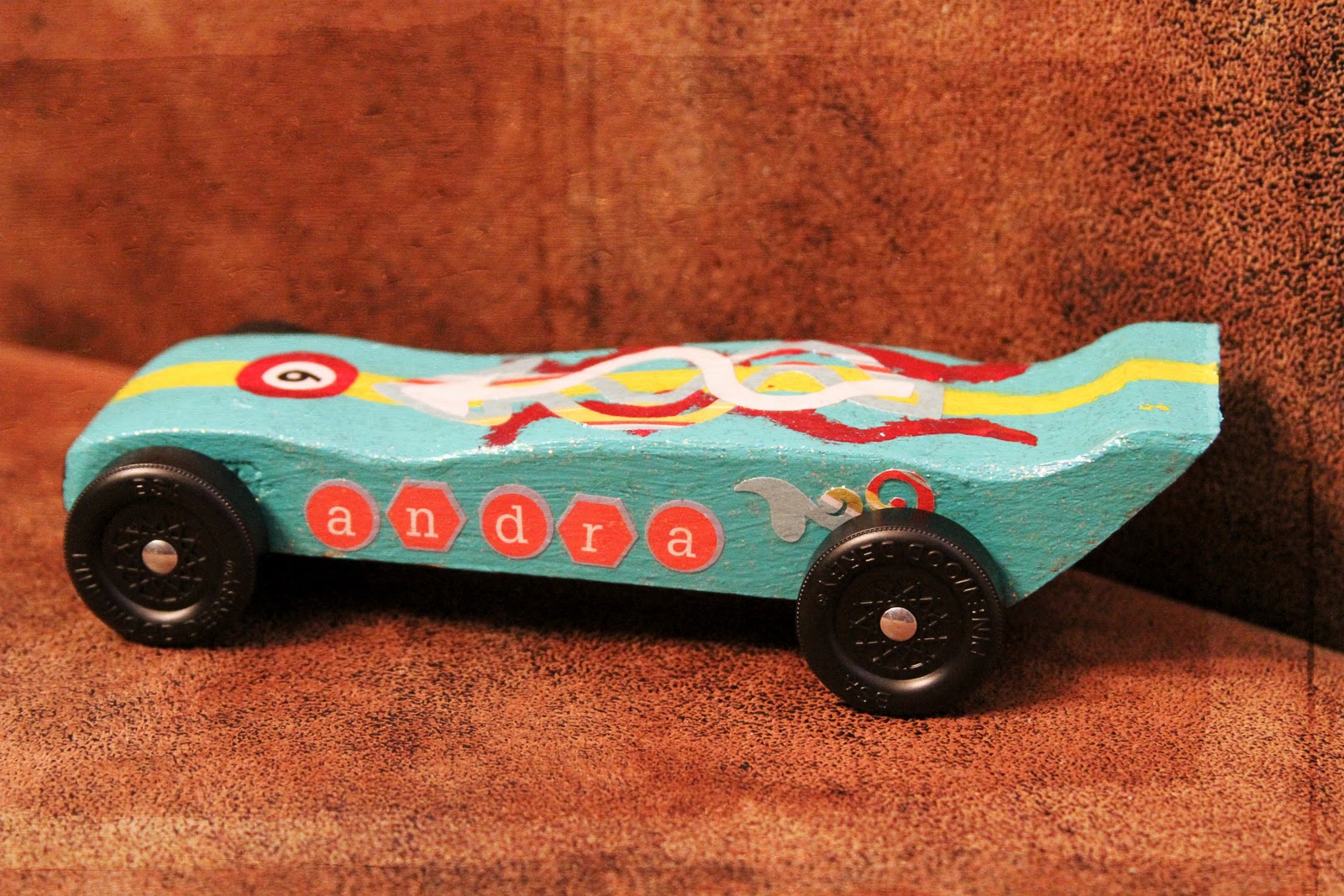 Itty Bitty Hopscotch Committee Racing in the Powder Puff Derby