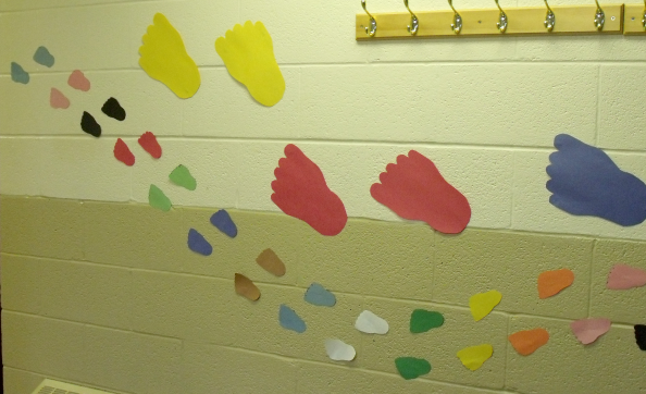 Free Bible School Materials: Decoration Photos: Following the Footsteps ...