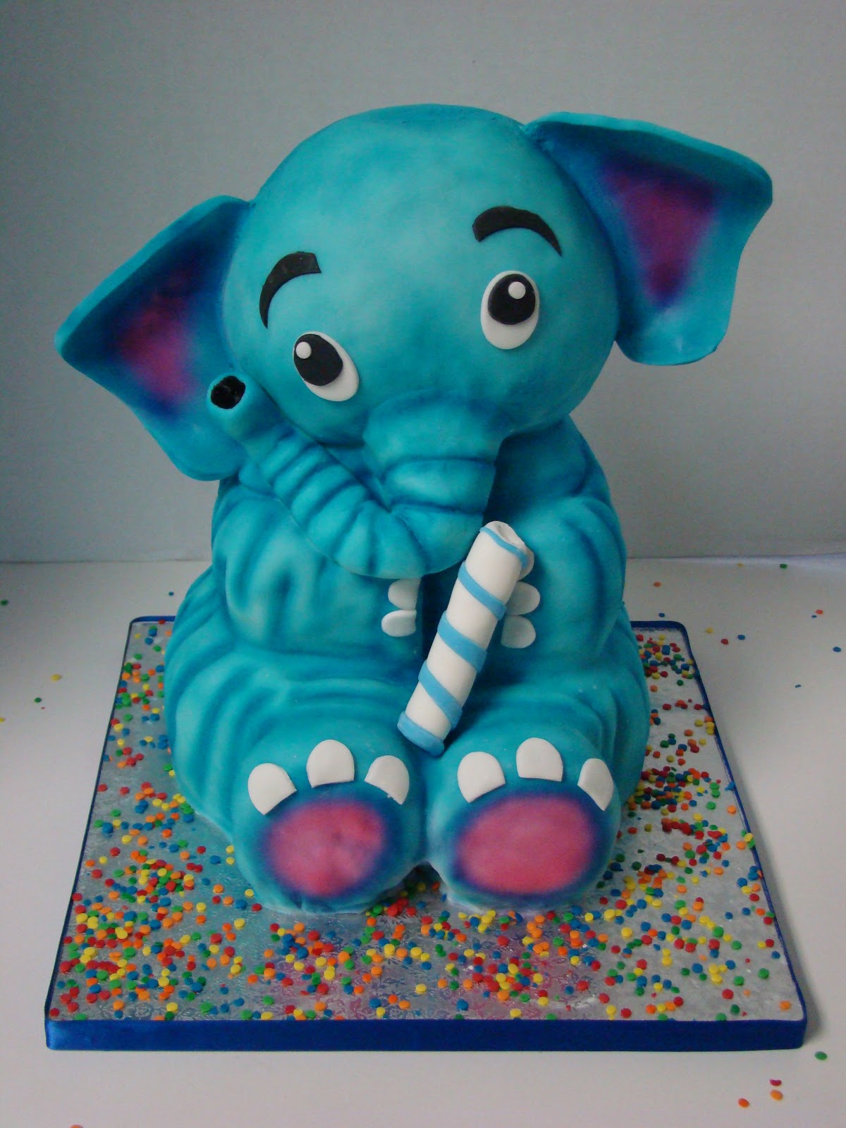 Sweet Cakes by Rebecca Top 10 of 2010 {sculpted cakes}