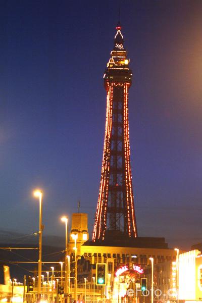 [37_01_62---Blackpool-Tower_web.jpg]