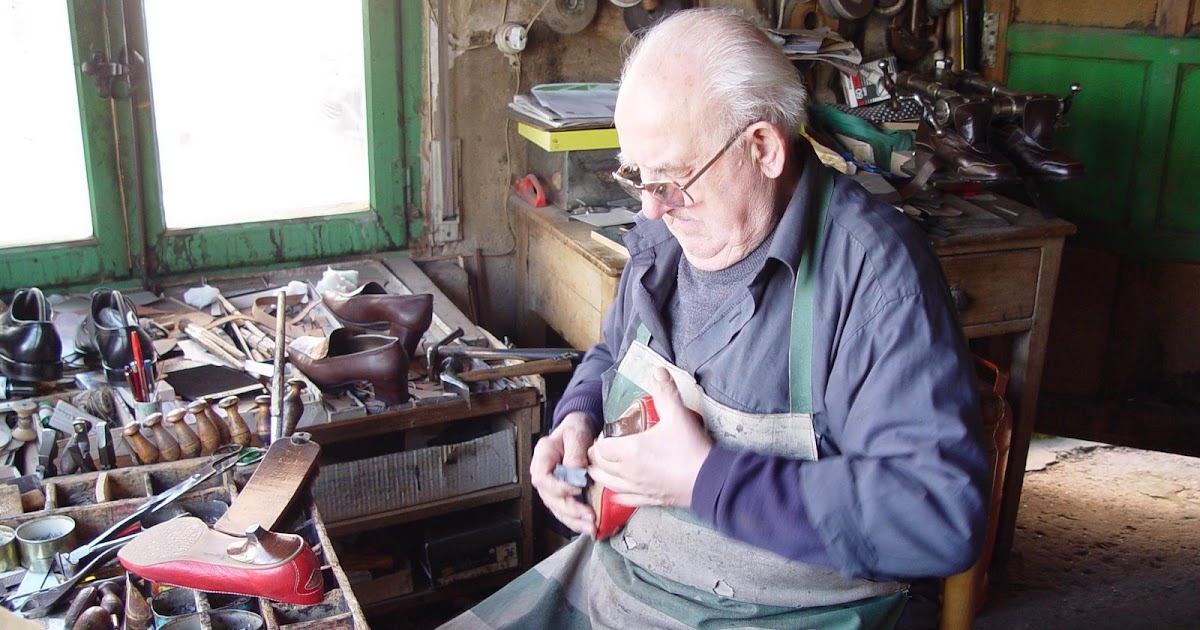 Historias y Anecdotas de mi pueblo:Chillar: El Zapatero Remendón