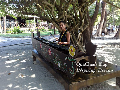 manukan island traditional live music