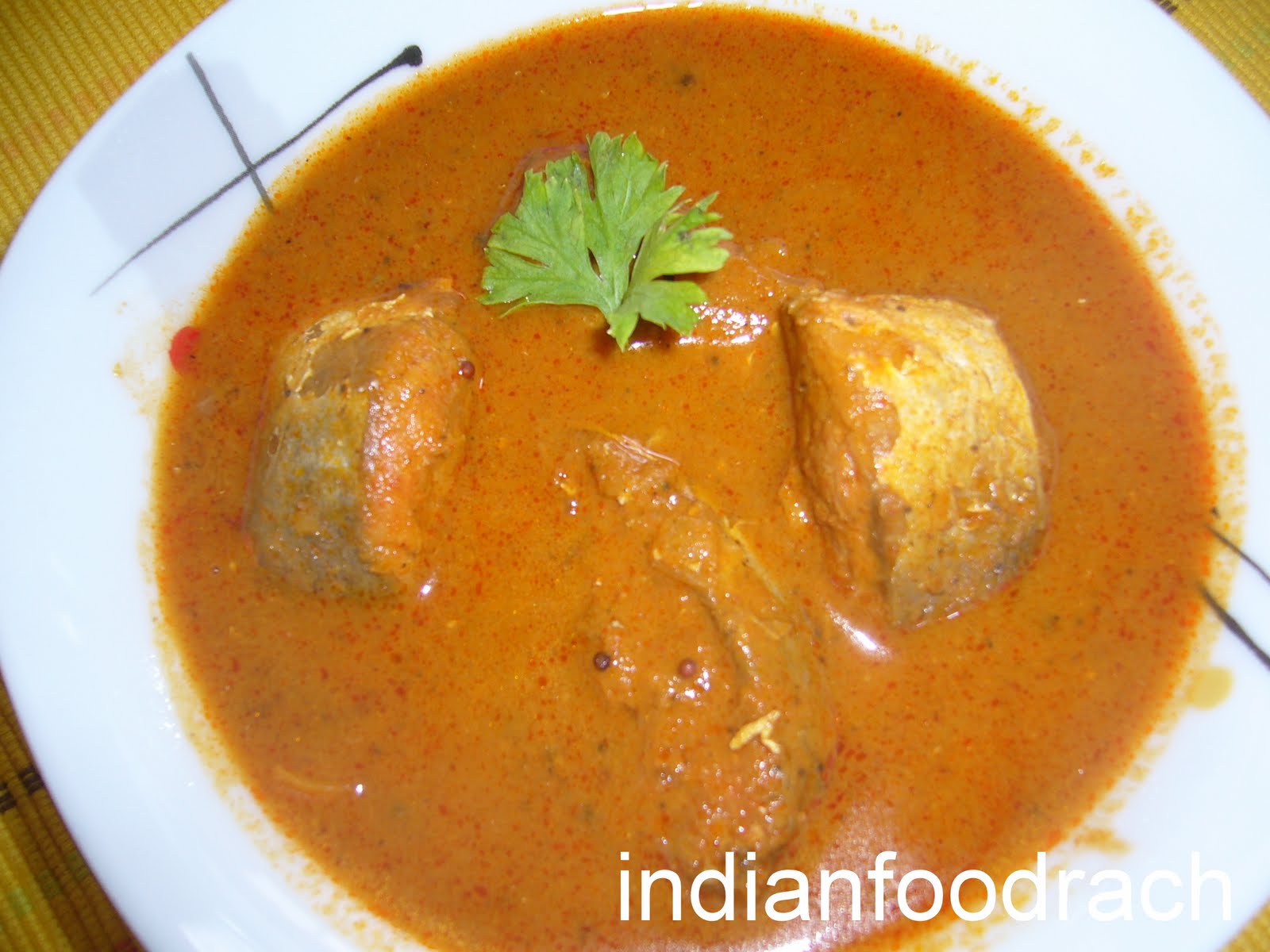 INDIAN FOOD Spicy fish curry ( Meen saaru/ Meen kulumbu)