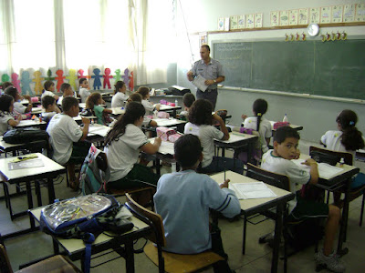 Ribeirão Bonito: Cinco escolas recebem programa de resistência à drogas da PM
