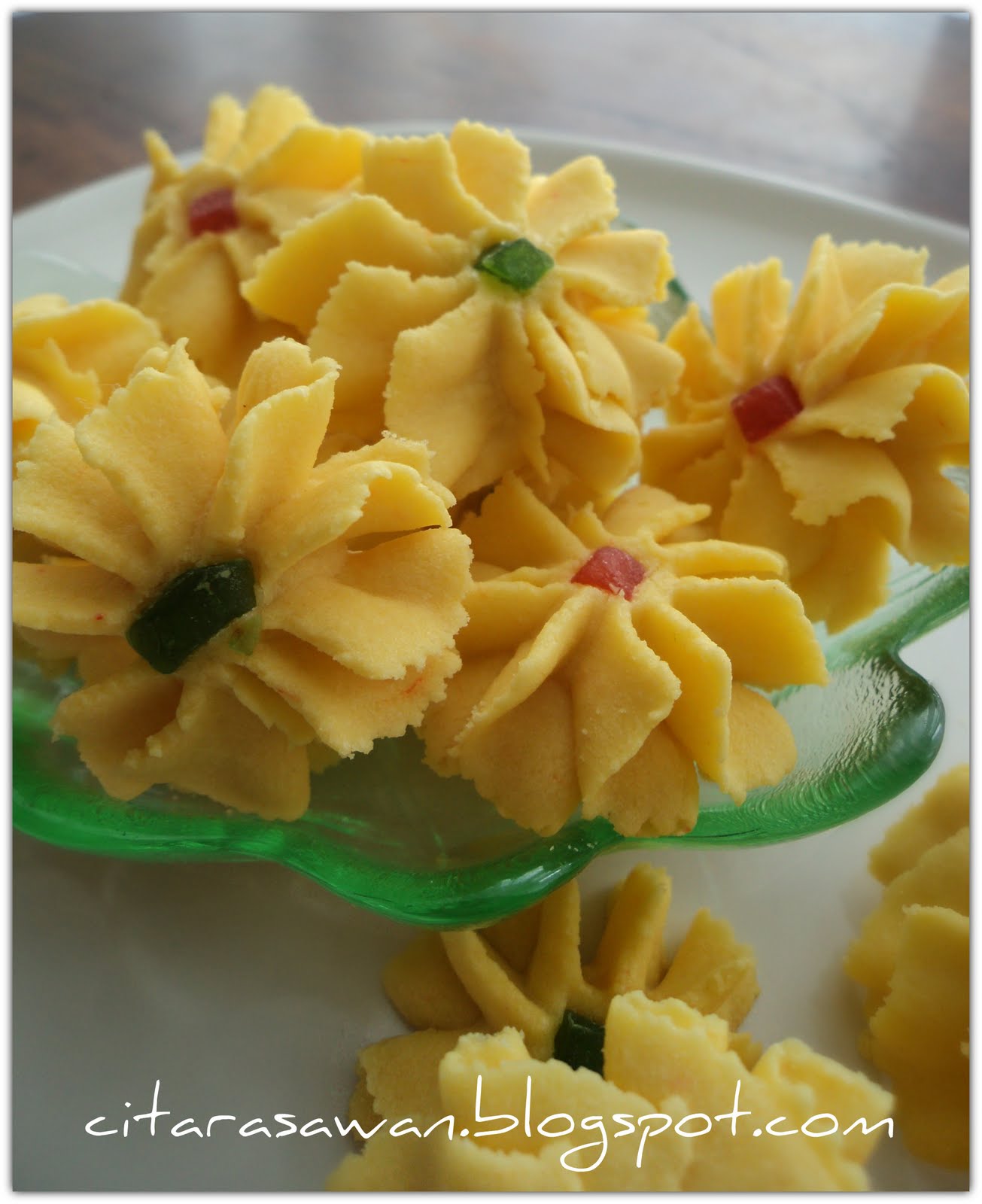 Dahlia Cookies / Biskut Bunga Dahlia ~ Blog Kakwan