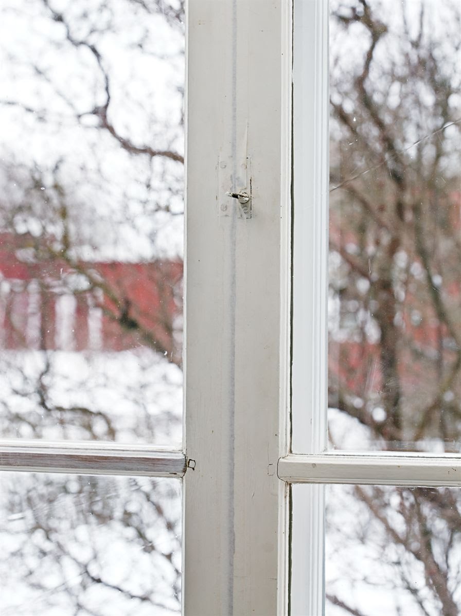 Inreda med böcker: Jubileum och Gamla Fönster