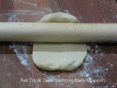 Resep Pastel Pastry Bumbu Kari  JTT