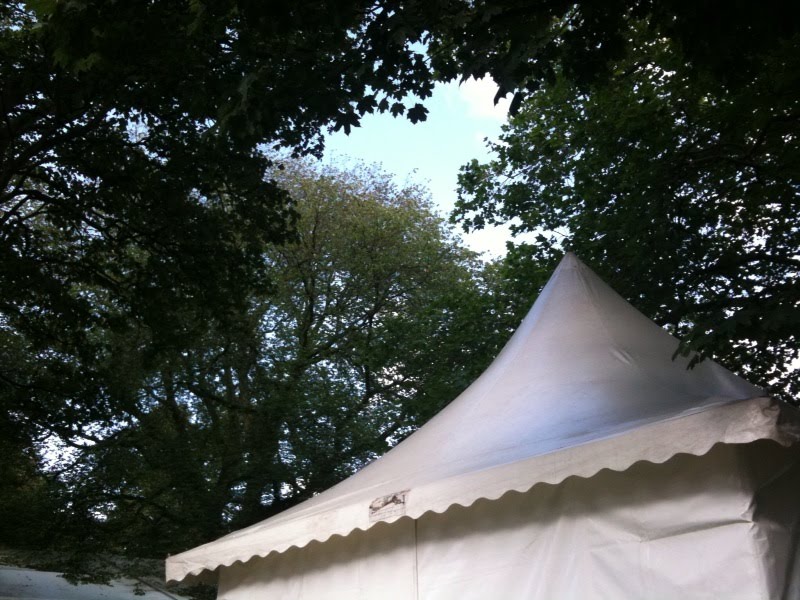[EIBF+tent+sun.jpg]