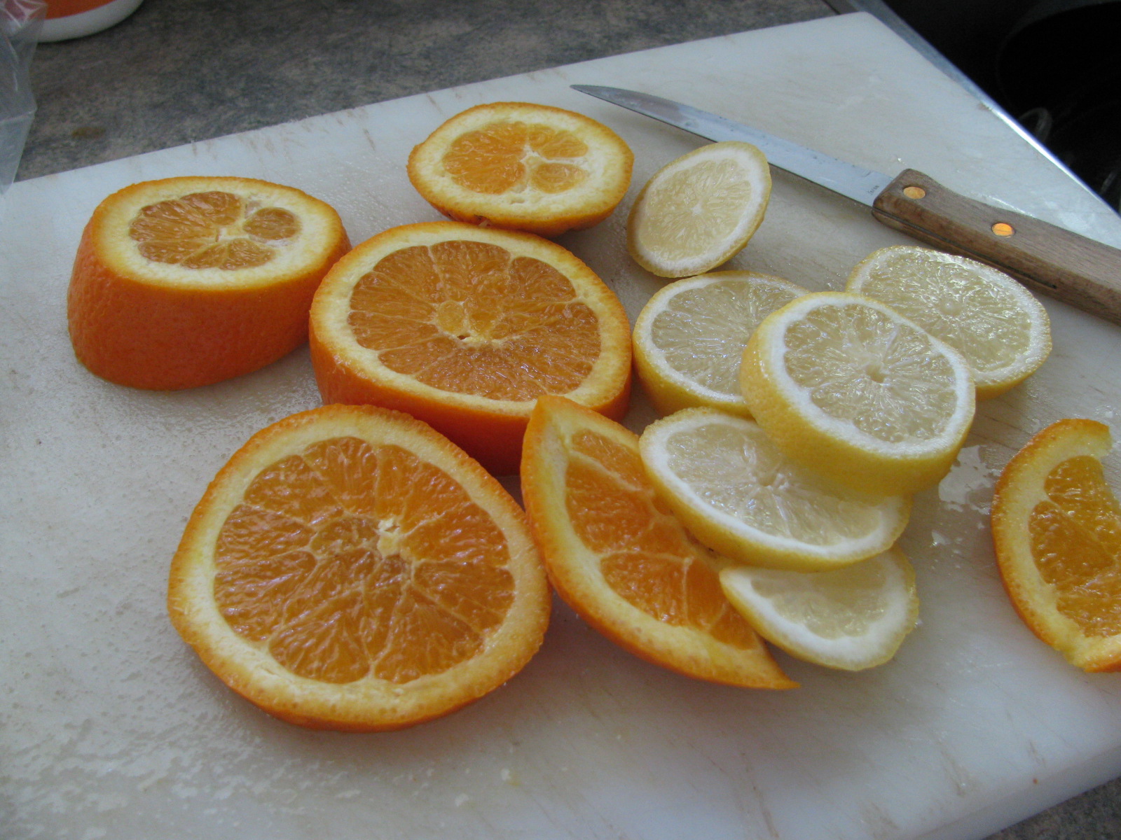 [oranges+and+lemons+for+dandelion+wine.JPG]