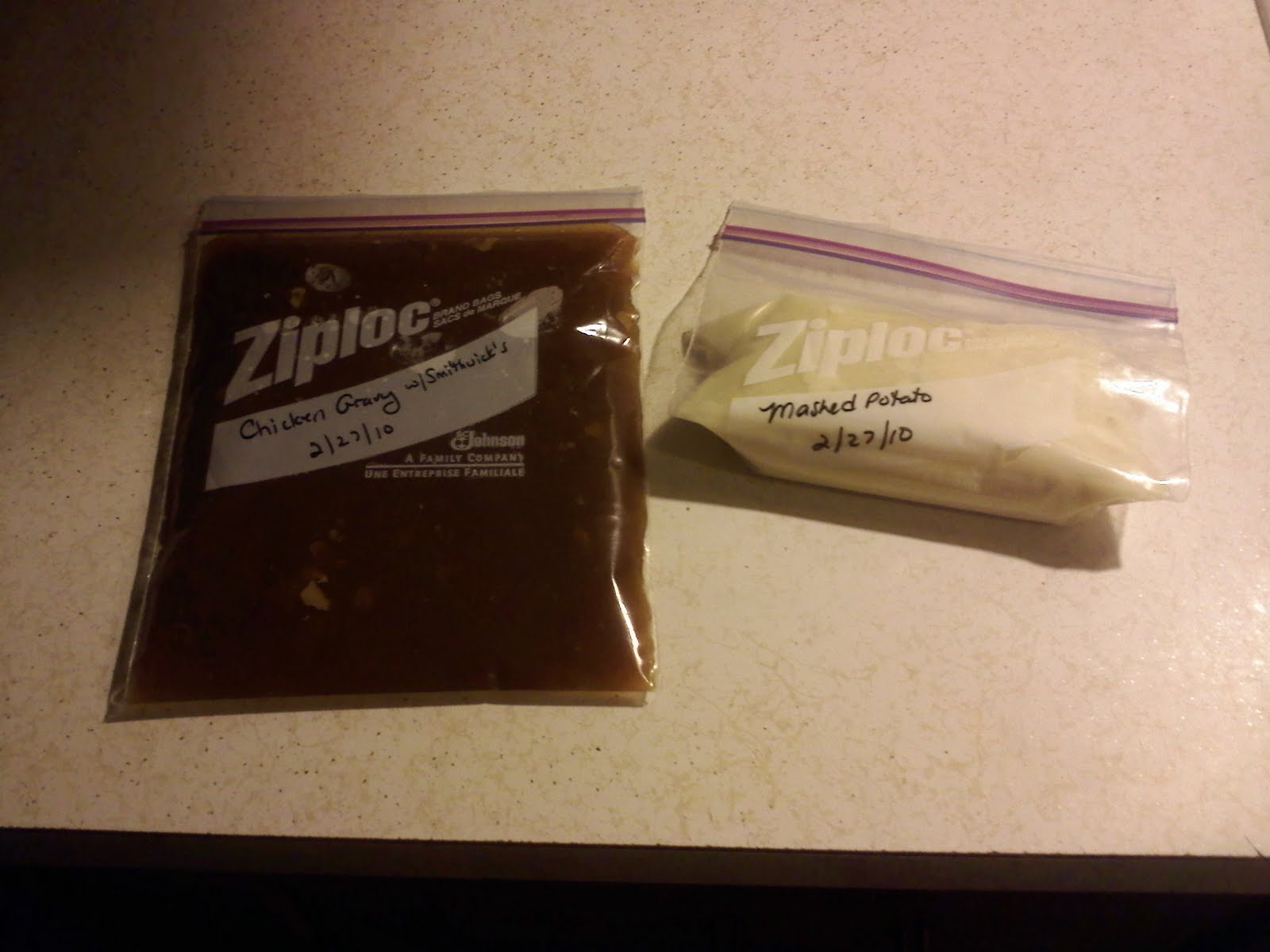 [potatoes+and+gravy.jpg]