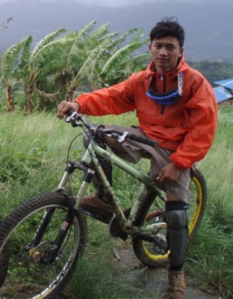 [profil+atenk@rindu+alam.JPG]