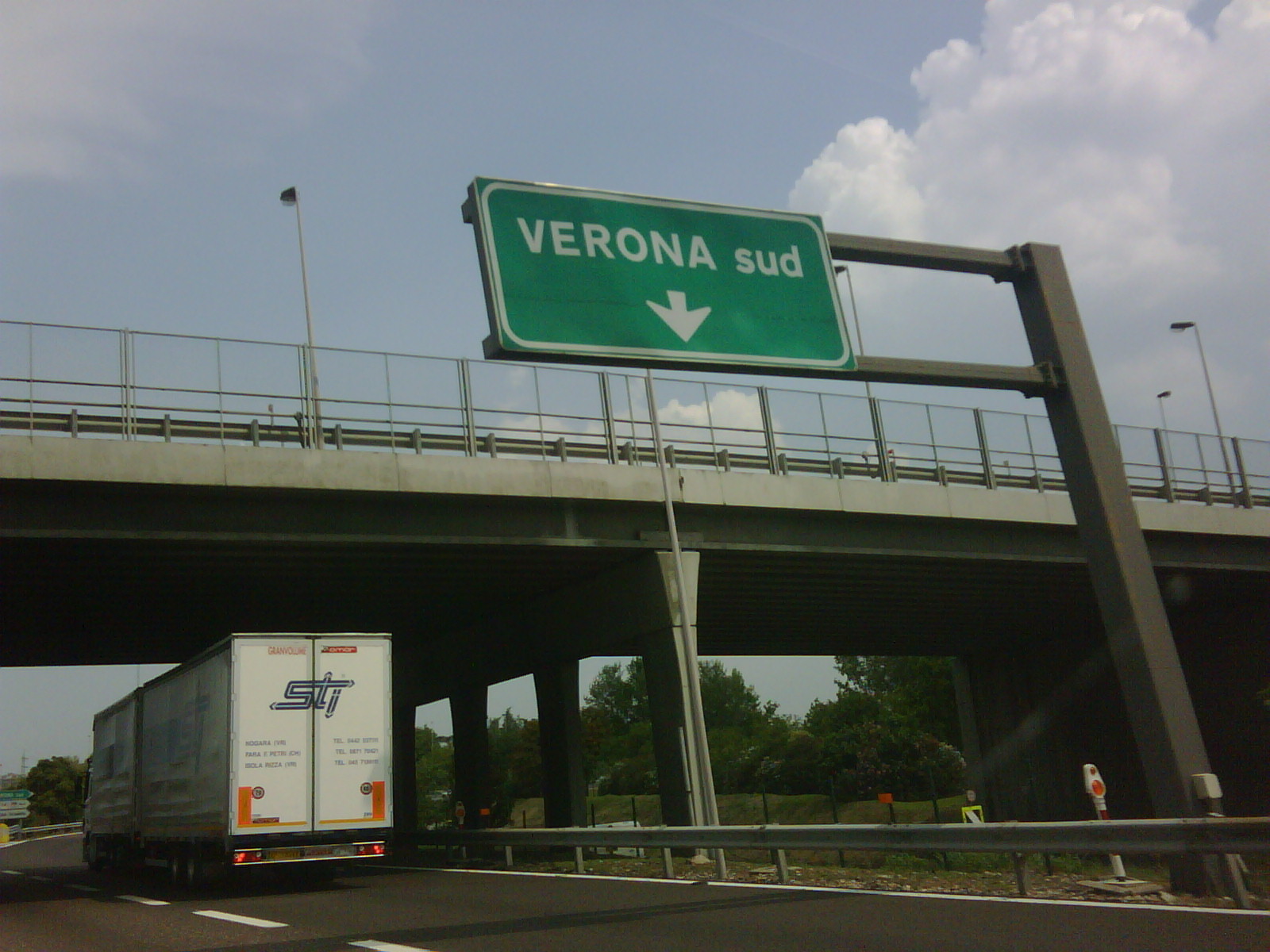 [Verona.jpg]