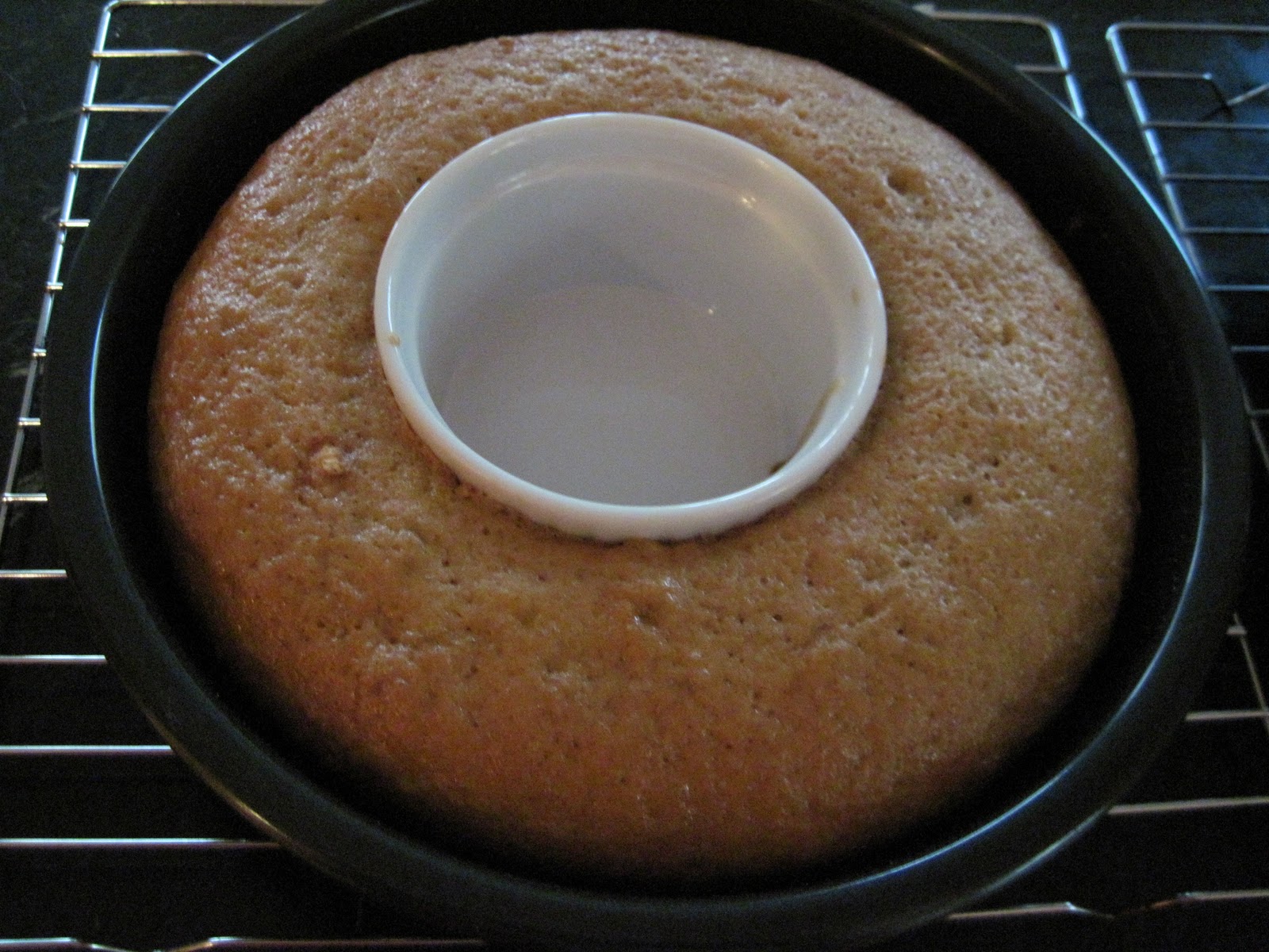 DIY tube pan: a baking trick (and a cake recipe)