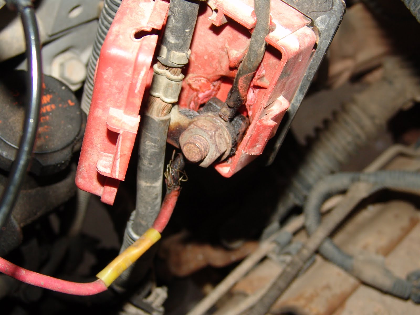Sparky's Answers: 2002 GMC Sierra, Erratic Charging Condition, Battery