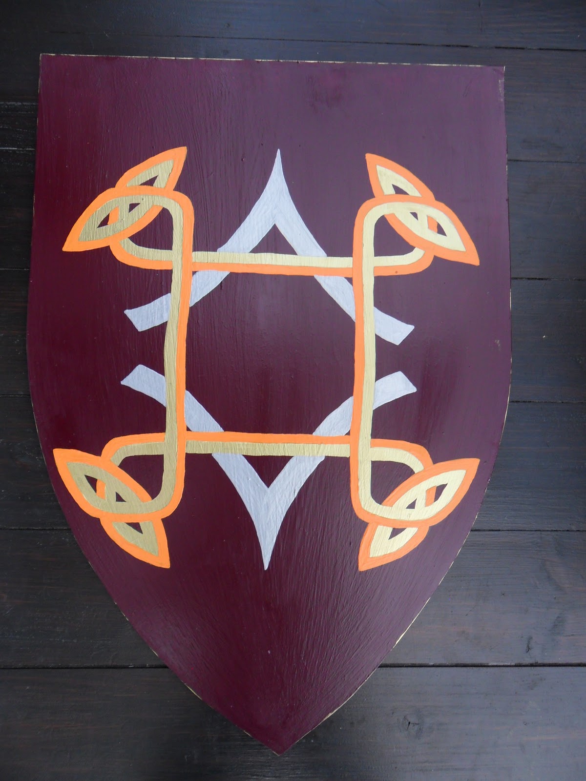 Busy Crafting... How to Make Decorative Medieval Shields