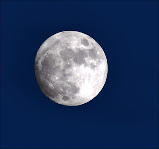 луна 12. луна черно белая. 19. либрация луны. увидеть луну.