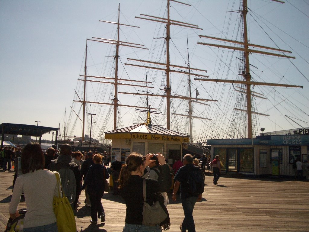 [le+port.JPG]