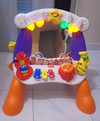Fisher-Price Little Superstar Sing-Along Stage ( missing microphone )