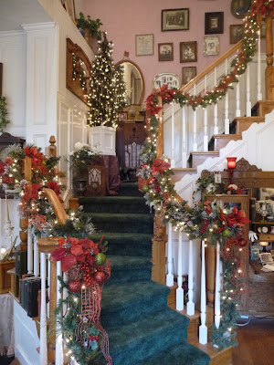 Heirlooms: The Second Annual Hooked on Houses Holiday Tour