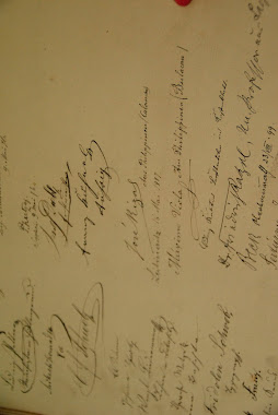 Rizal's  signature handwriting