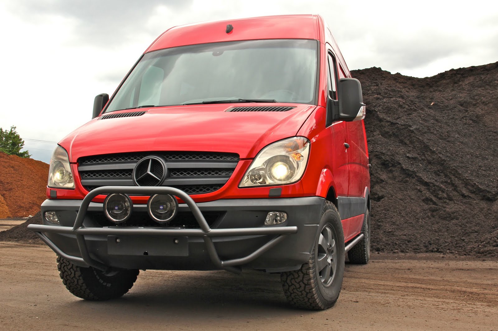 Outsidevan Custom Sprinter light bars