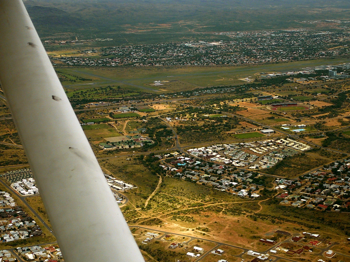 [Circling+SE+of+Windhoek+Eros+to+gain+altitude.jpg]