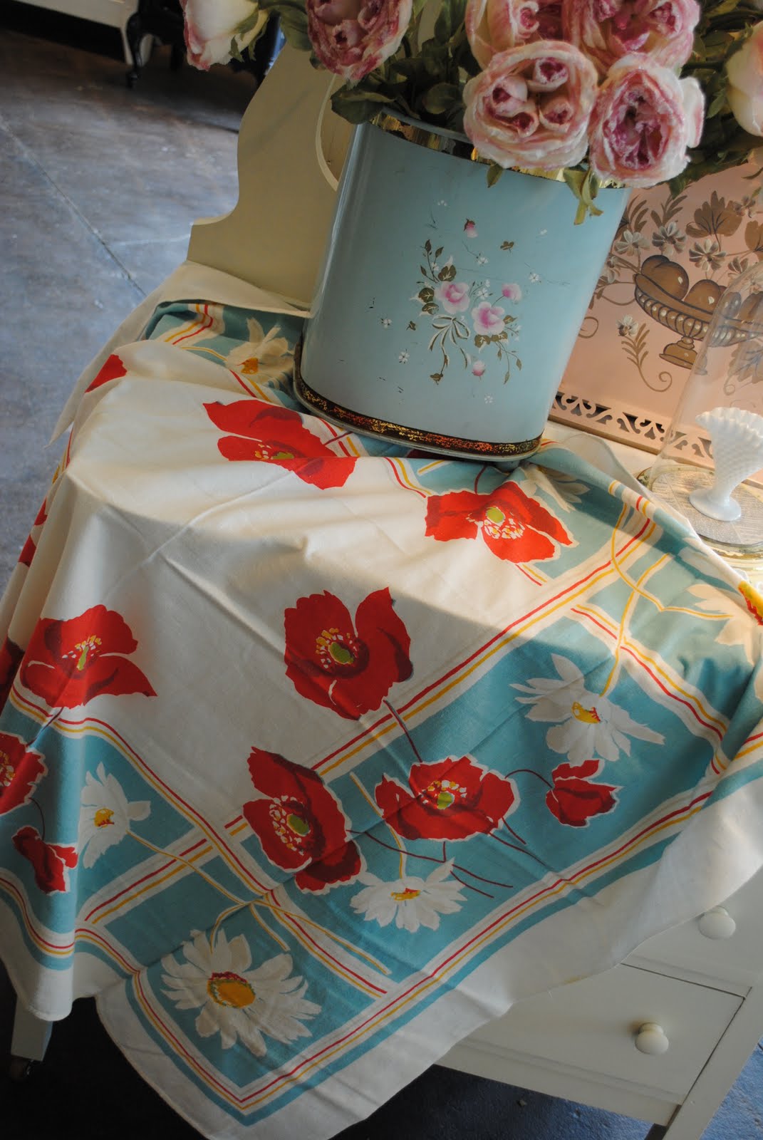 SoBo Style Journal: All American Vintage Tablecloths