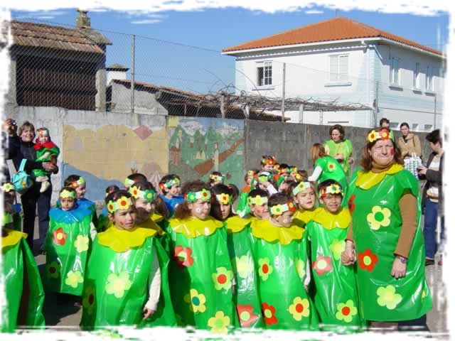 disfraz de flor con bolsas basura para escolares disfraz de flor con bolsas basura