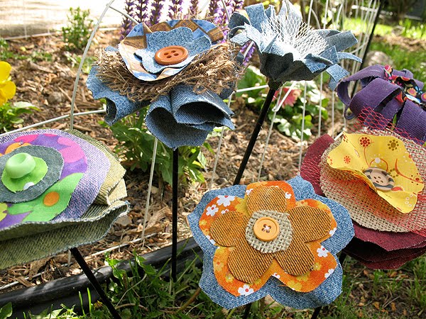 denim fabric flowers - craftsbyamanda.com