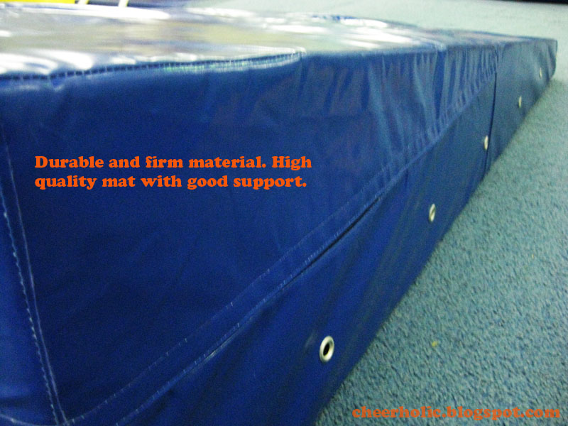 Cheerholic Wedge Mats