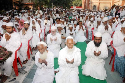 View Patna: Emotional farewell to Haj pilgrims
