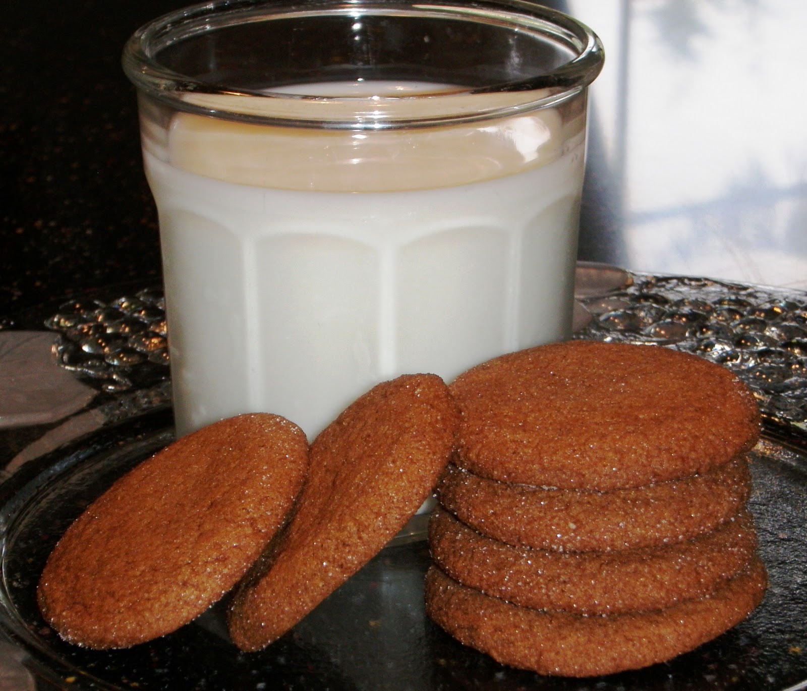 Sandra's Alaska Recipes SANDRA'S TENDER GINGERSNAP COOKIES