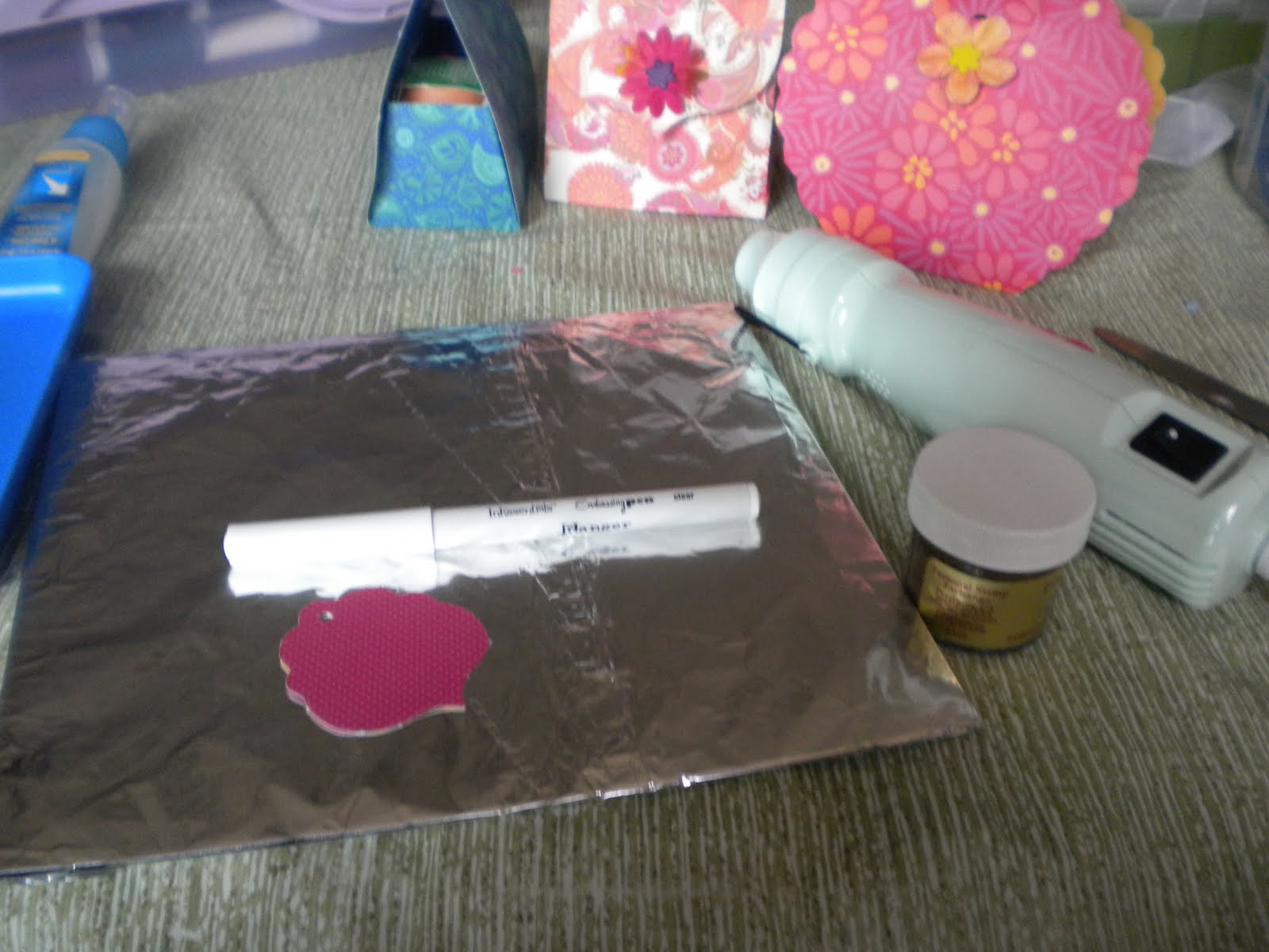 Simply Homemade Saturdays DIY Heat Emboss Pad