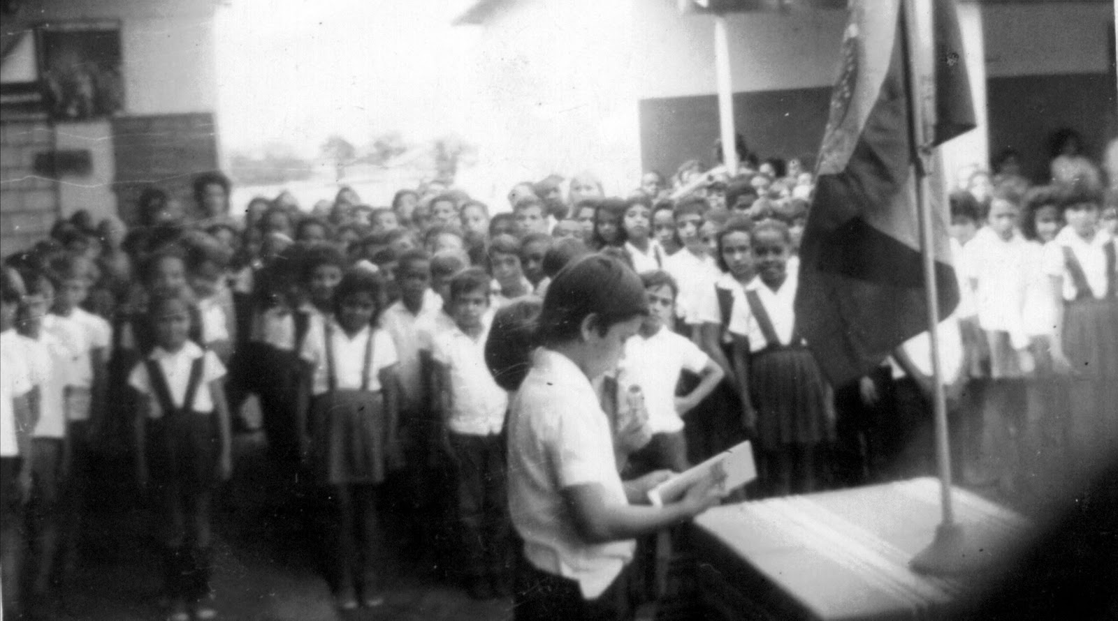 Fotos antigas da escola. Fotos antigas da escola.